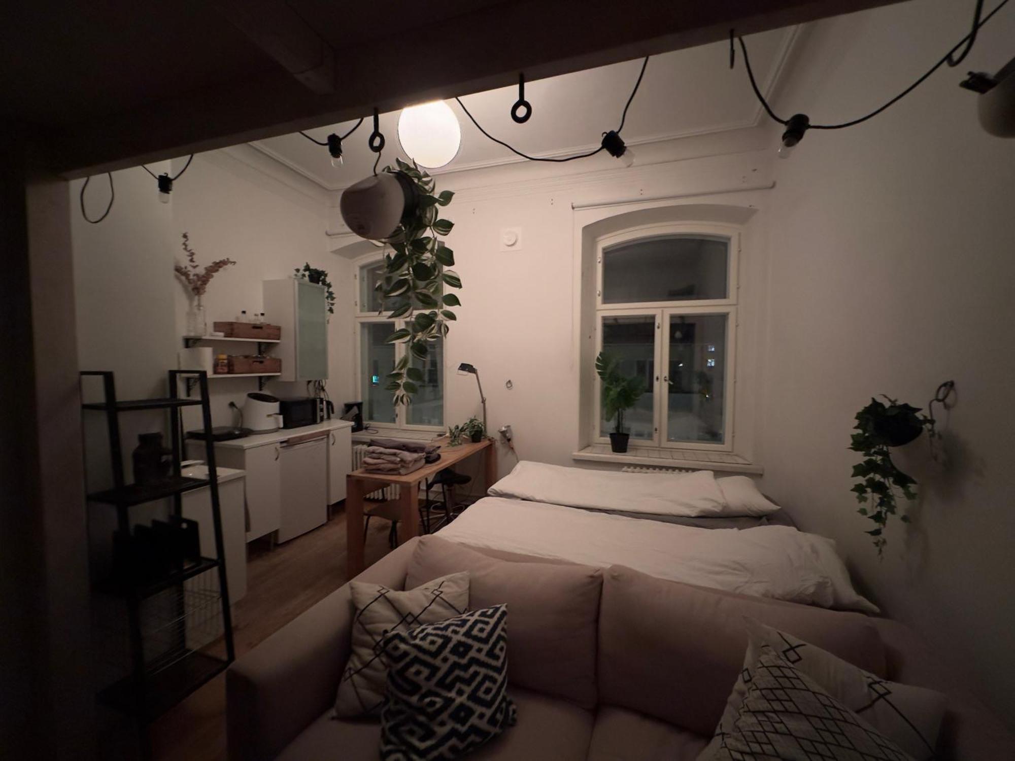 Apartamento Uniikki, Kodikas Ja Supermukava Huoneisto Ydinkeskustassa! Helsinki Exterior foto